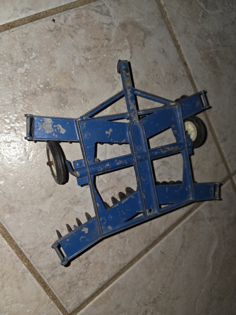 Vintage Ertl Ford Blue Tandem Wing Disc Harrow Farm Toy 1/16 Scale Pressed Steel